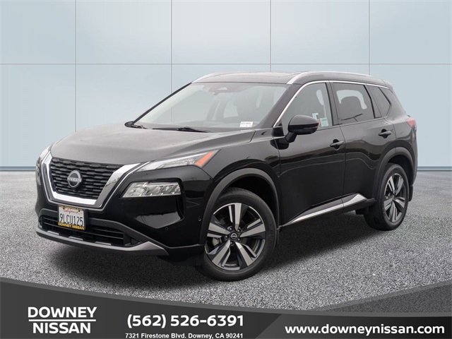 2023 Nissan Rogue SL's photo