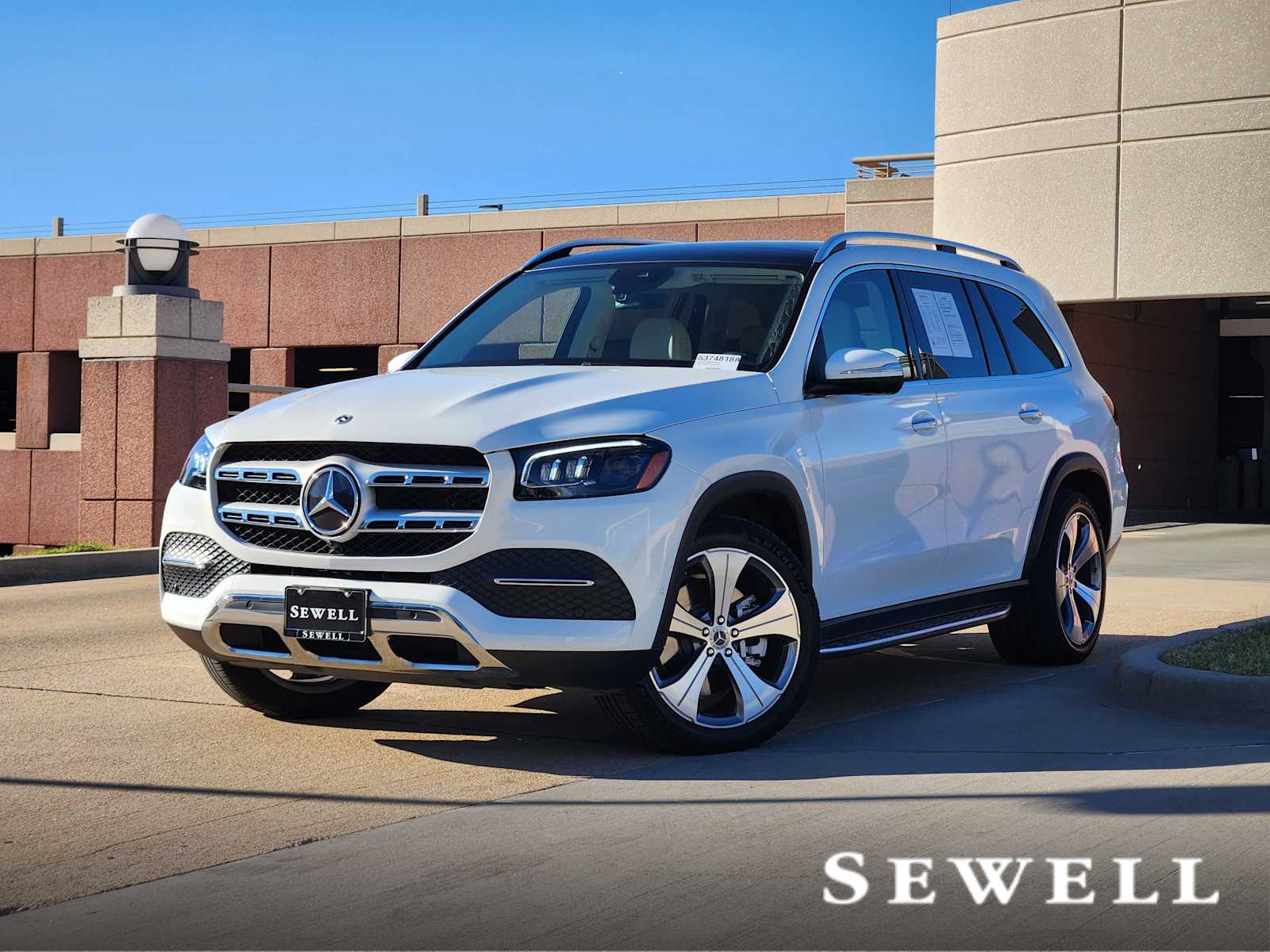 2022 Mercedes-Benz GLS GLS450's photo