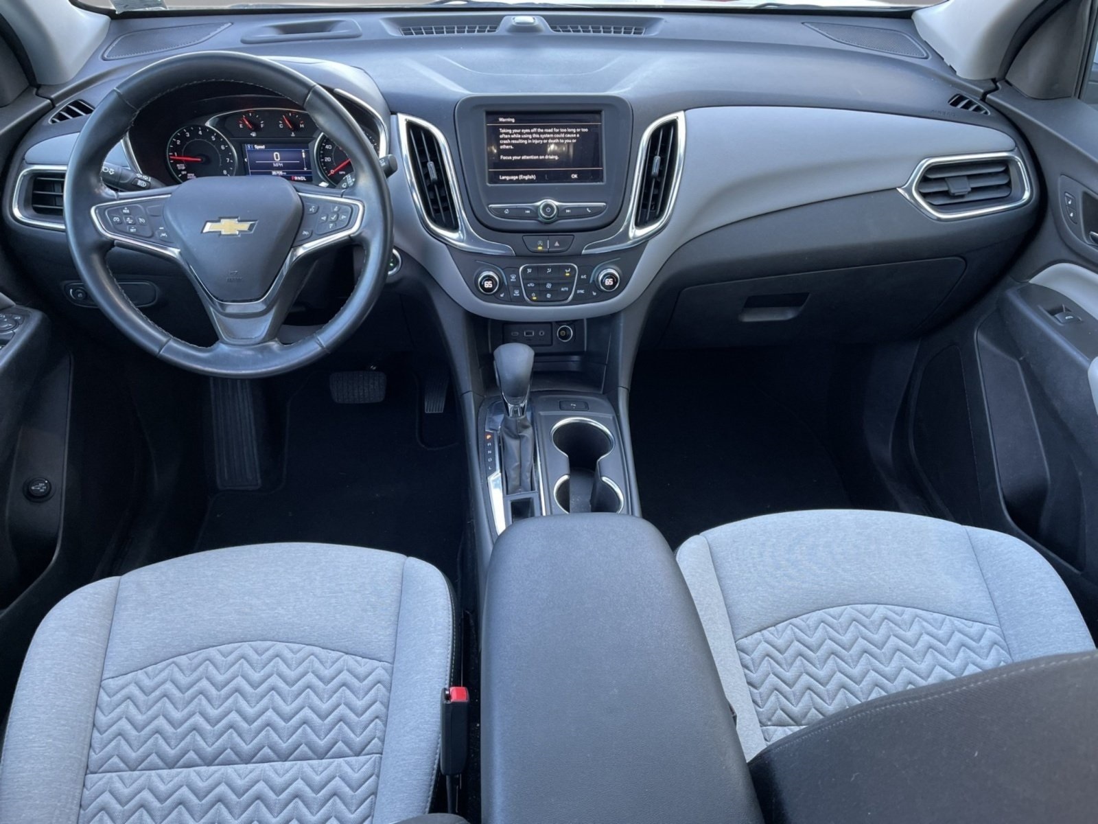 2023 Chevrolet Equinox LT photo 3