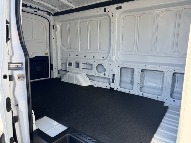 2024 Ford Transit photo 3