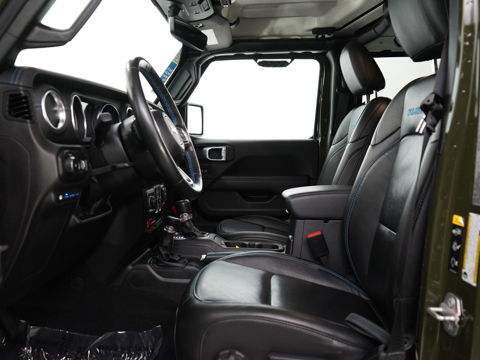 2023 Jeep Wrangler Rubicon 4xe photo 17