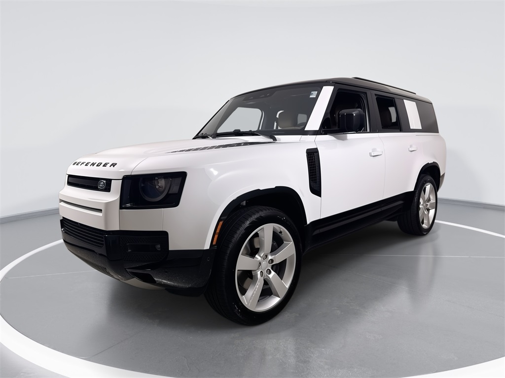 New 2025 Defender 130 X-Dynamic SE