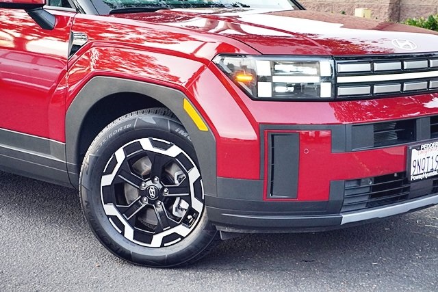 Used 2025 Red Hyundai SEL image 3