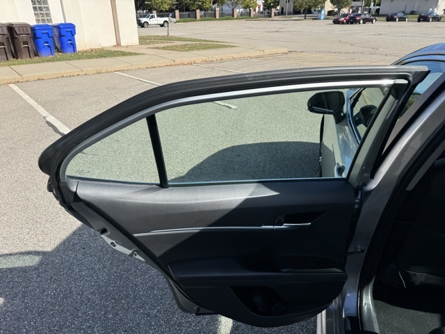 2024 Toyota Camry SE photo 14