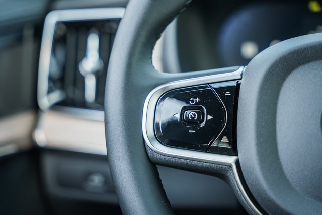 2026 Volvo XC90 photo 24