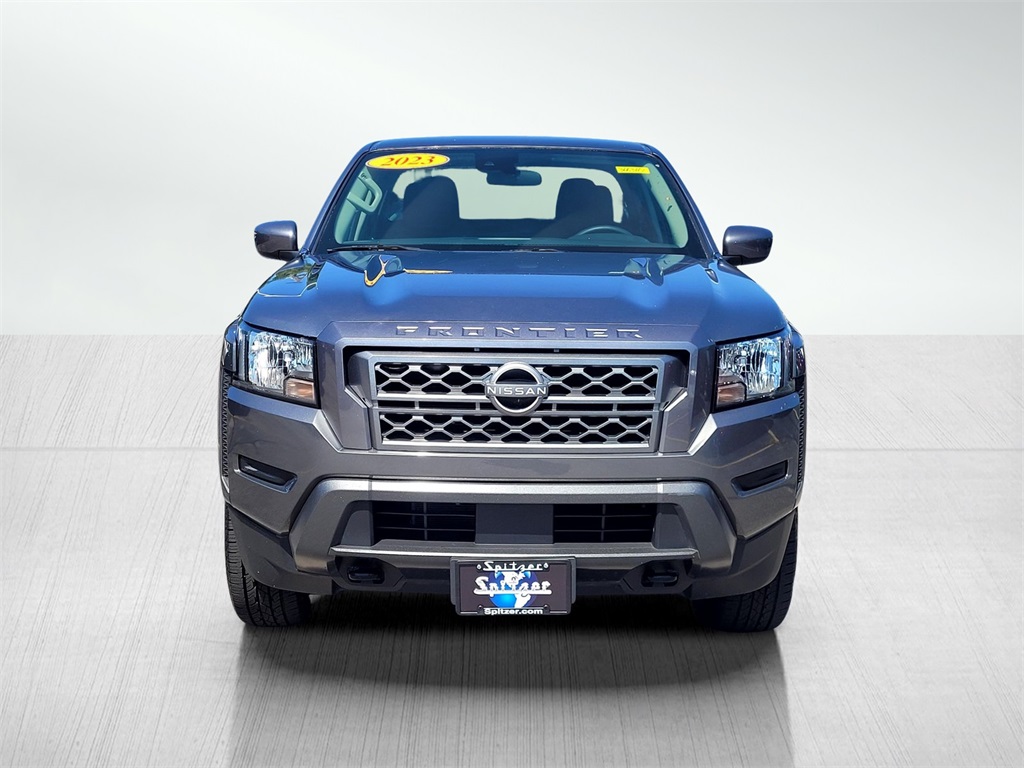 2023 Nissan Frontier SV photo 10