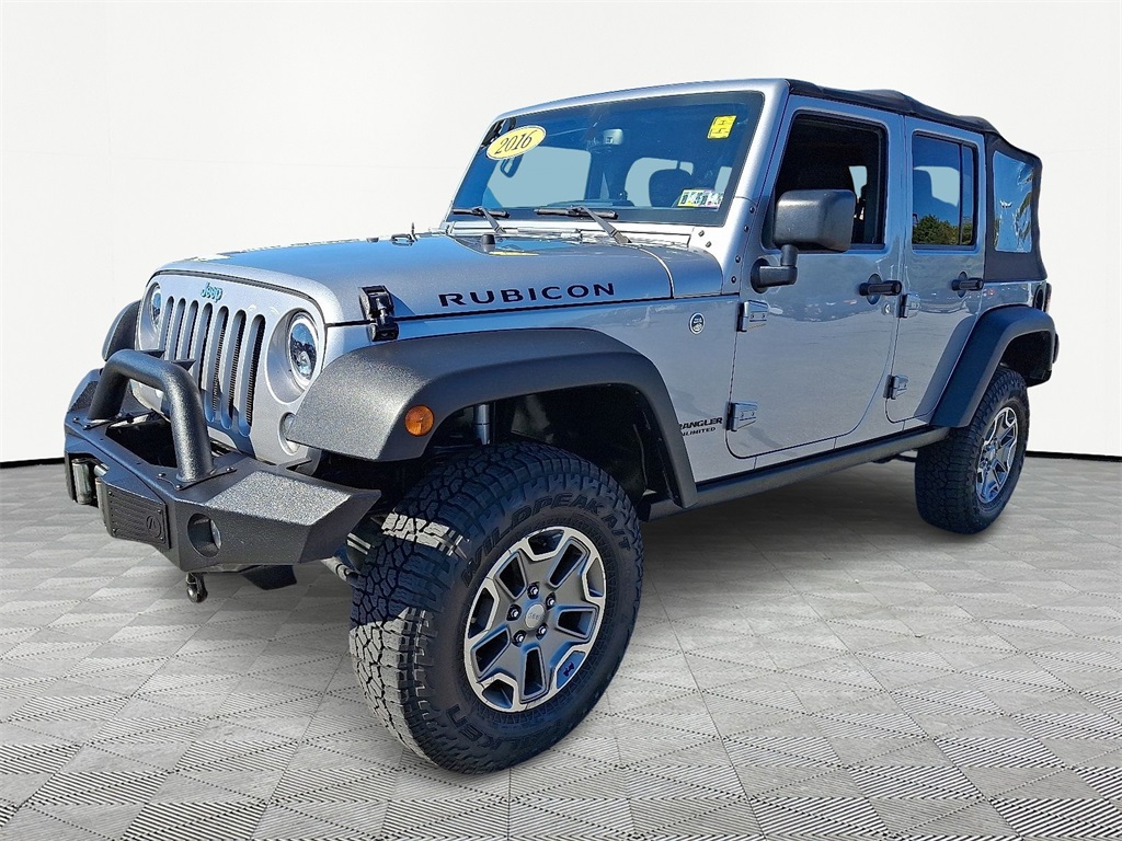 2016 Jeep Wrangler Unlimited Rubicon photo 3