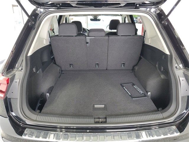 2024 Volkswagen Tiguan S photo 3