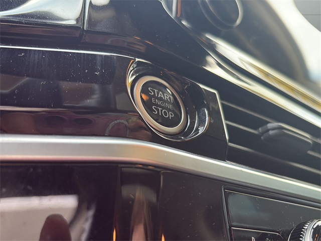 2023 Nissan Pathfinder Platinum photo 26