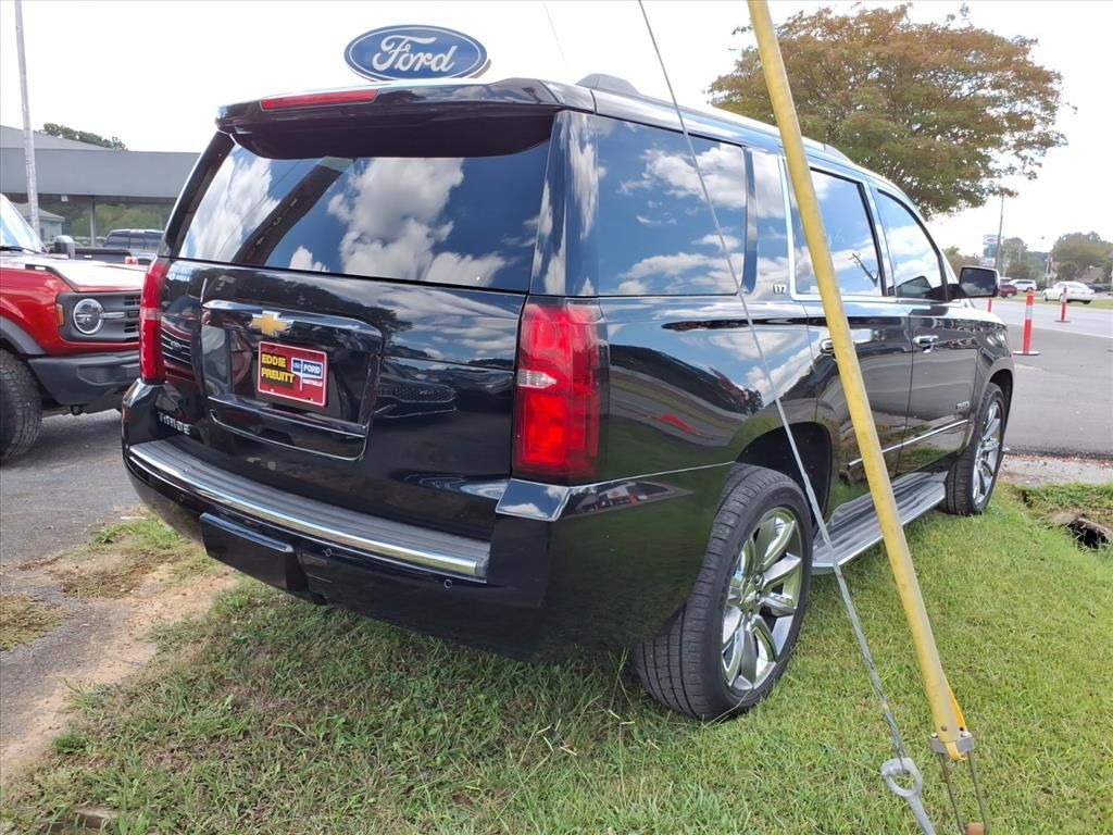 2015 Chevrolet Tahoe LTZ photo 3