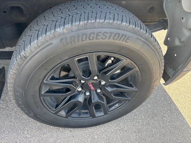 Used 2024 Gray GMC Elevation image 15