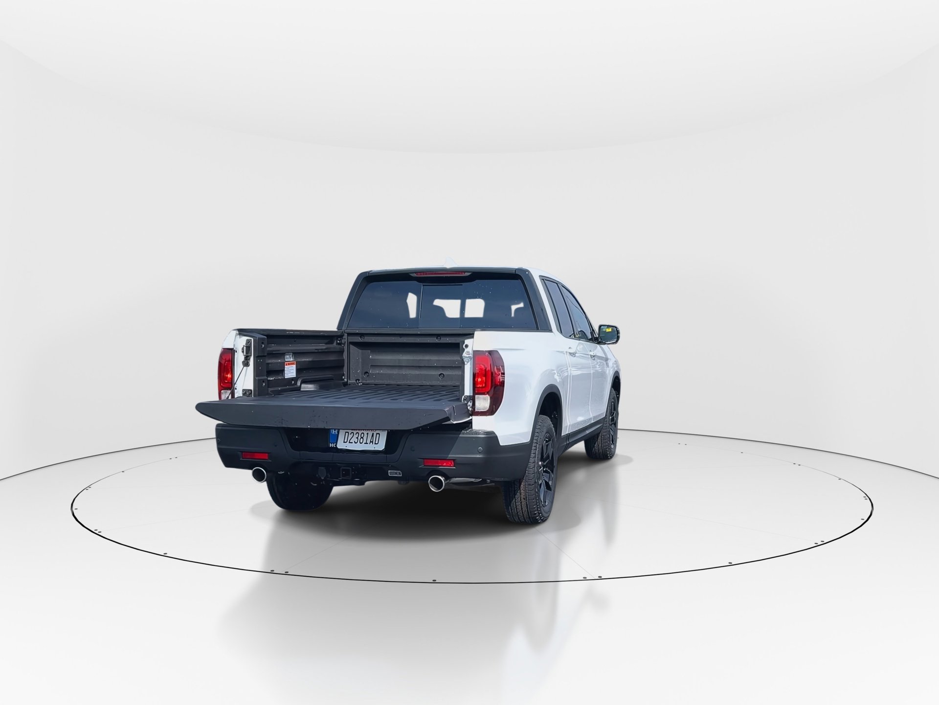 2025 Honda Ridgeline Black Edition photo 4