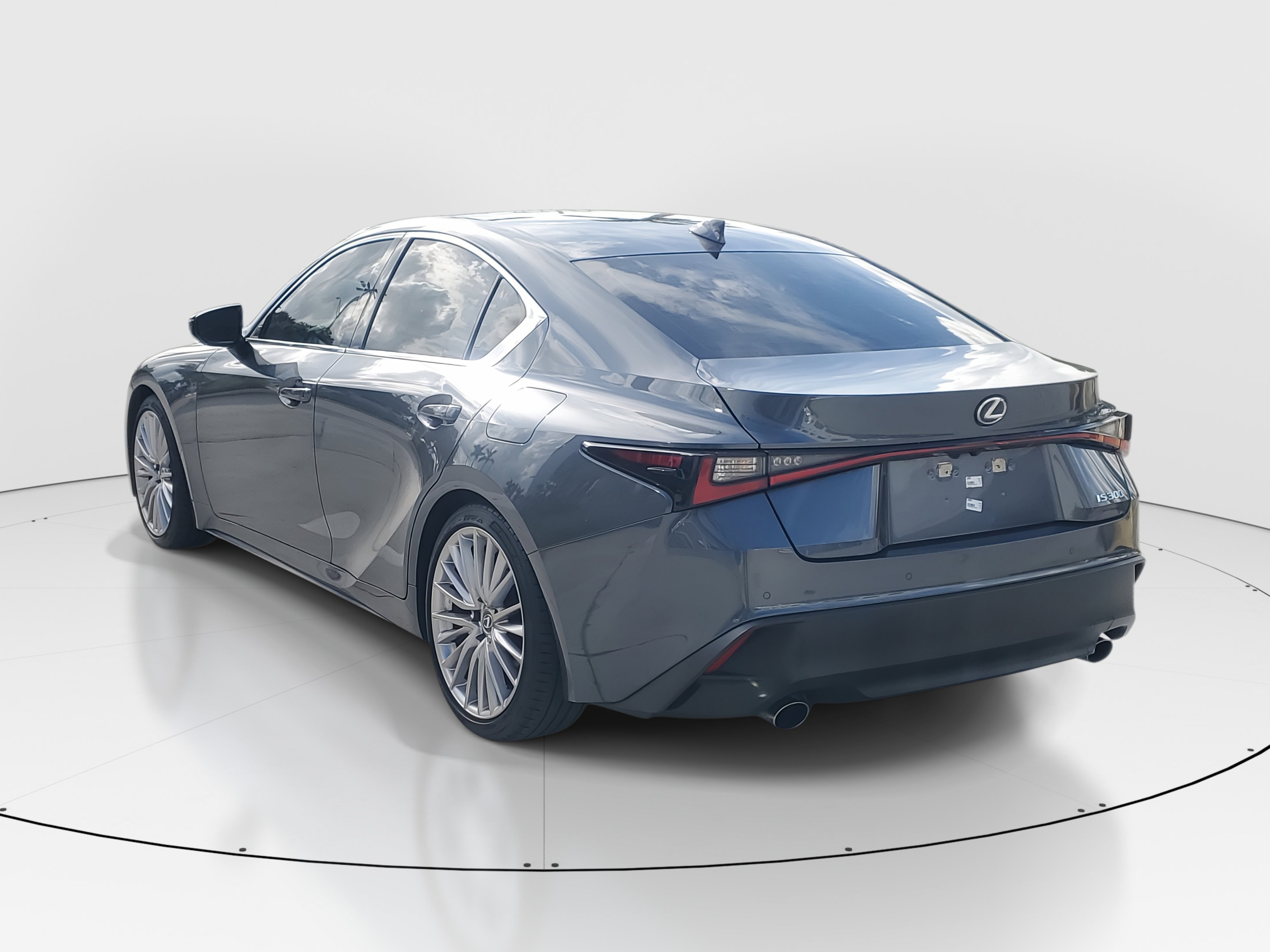 2023 Lexus IS 300 photo 5