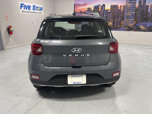 2026 Hyundai Venue SEL photo 24