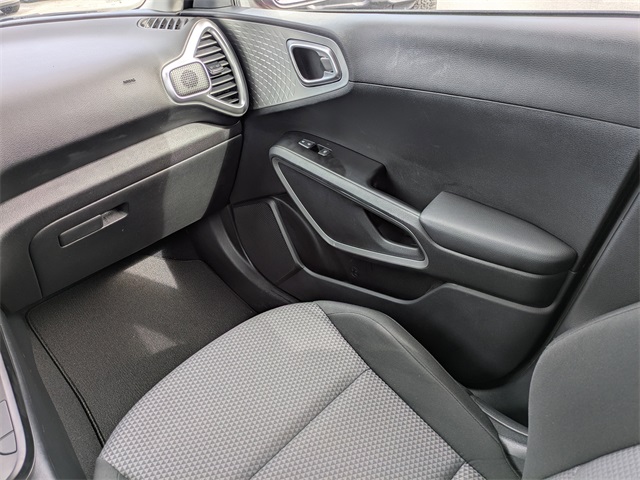 2024 Kia Soul LX photo 14