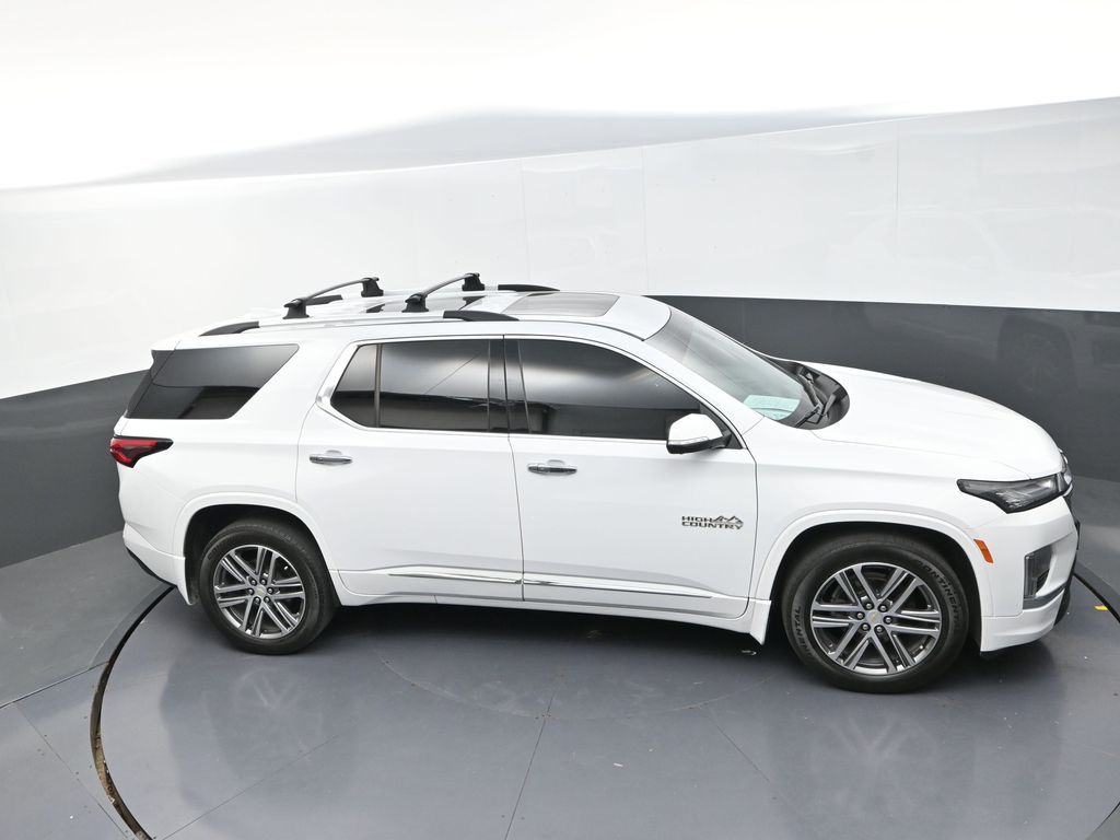 2023 Chevrolet Traverse High Country photo 16
