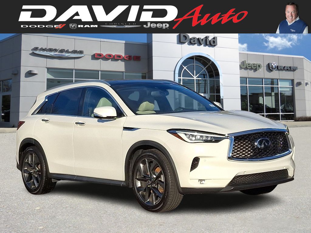 2019 INFINITI QX50 Essential's photo