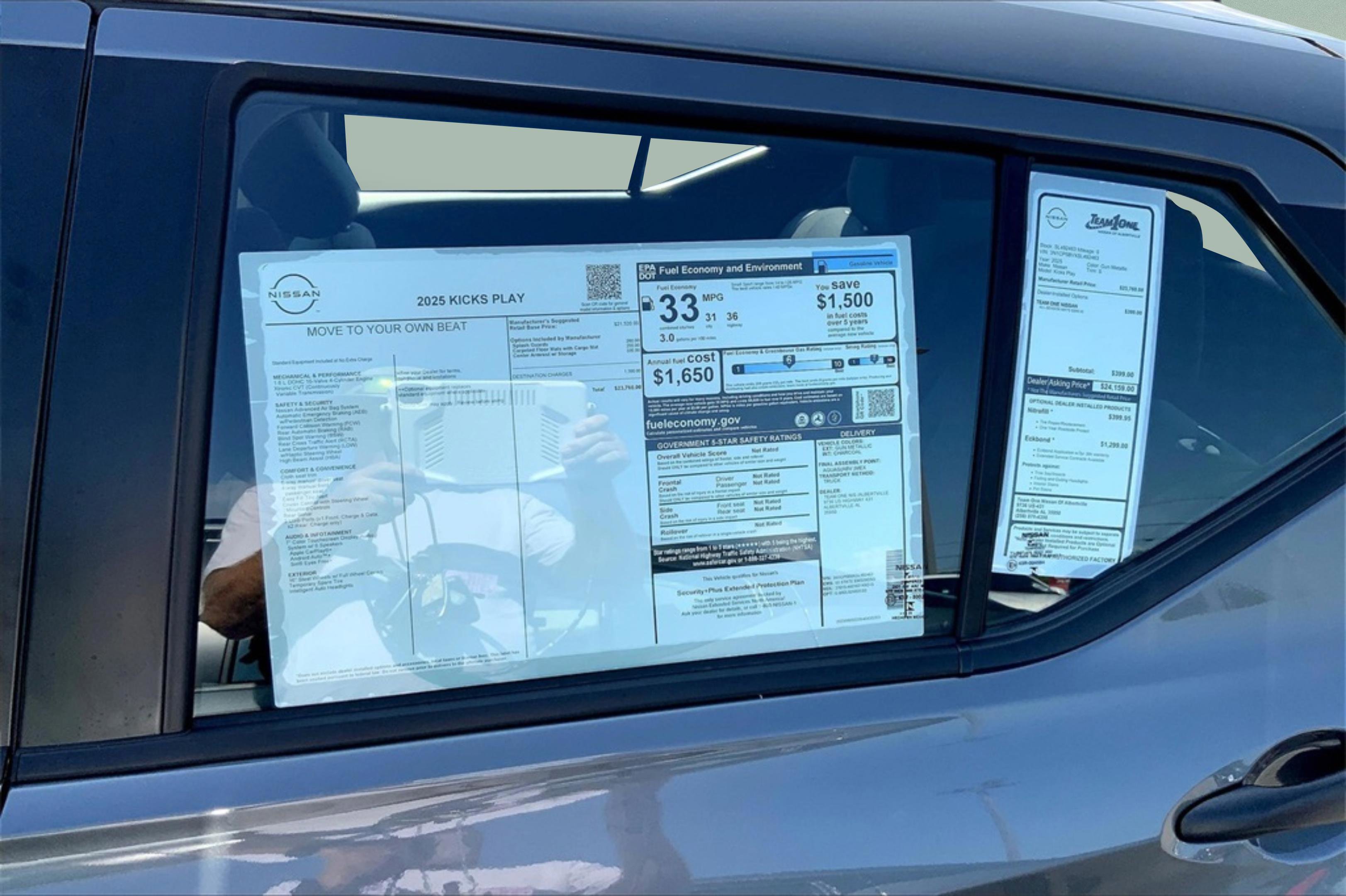 2025 Nissan Kicks Play S photo 12