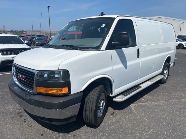 2023 Gmc Savana 2500 Cargo photo 2