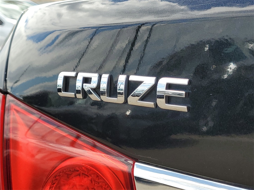 2015 Chevrolet Cruze photo 4