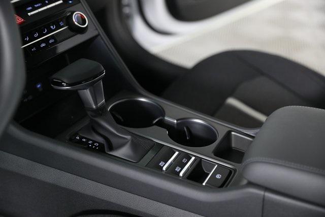 2026 Hyundai Sonata SE photo 15