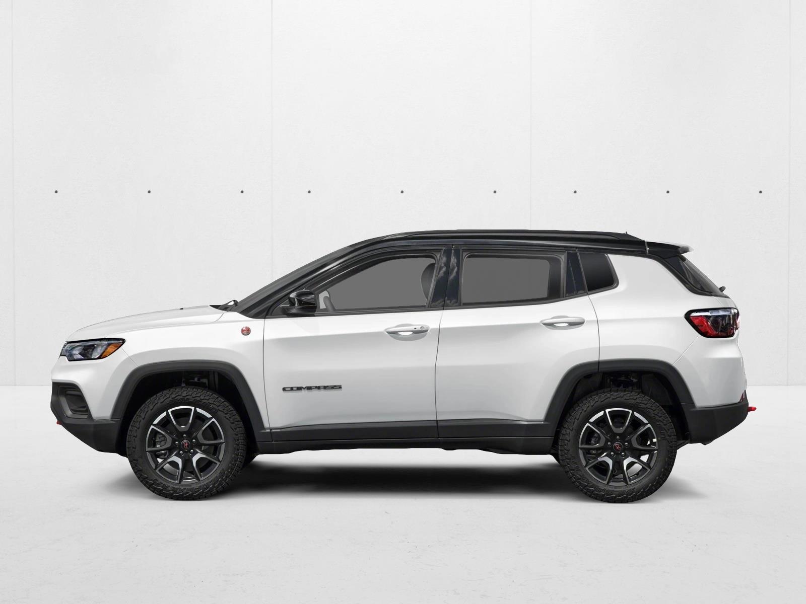 2026 Jeep Compass Trailhawk photo 3
