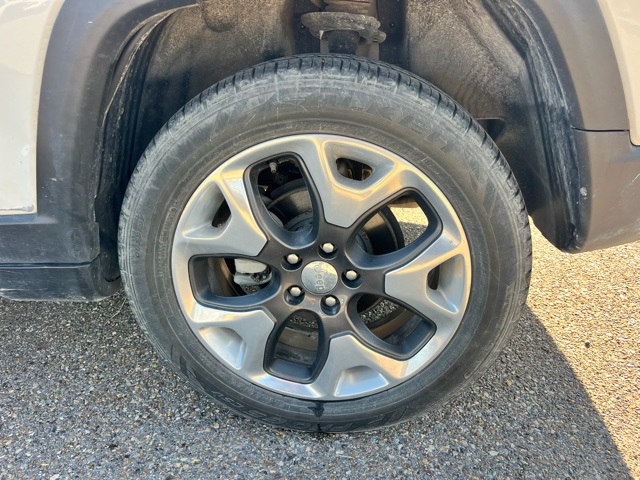 2018 Jeep Compass Limited photo 3
