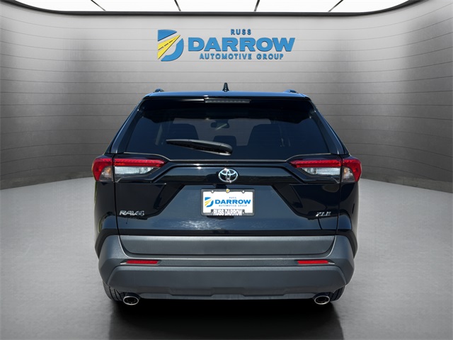 2023 Toyota RAV4 XLE photo 3