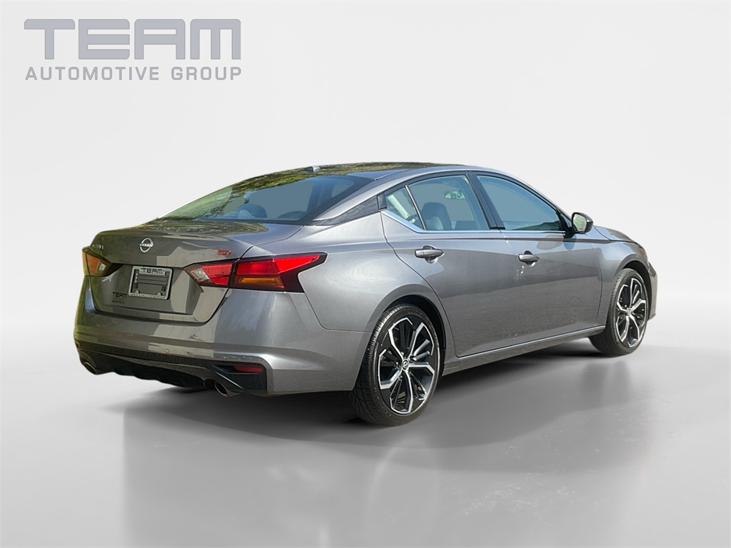 2024 Nissan Altima 2.5 SR photo 7