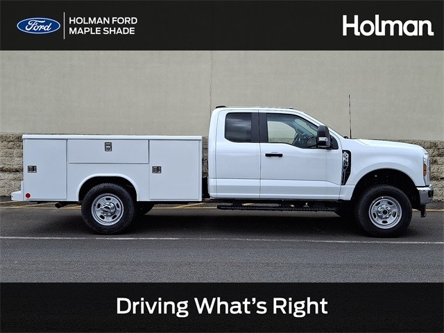 2024 Ford F-350 Super Duty Chassis Cab