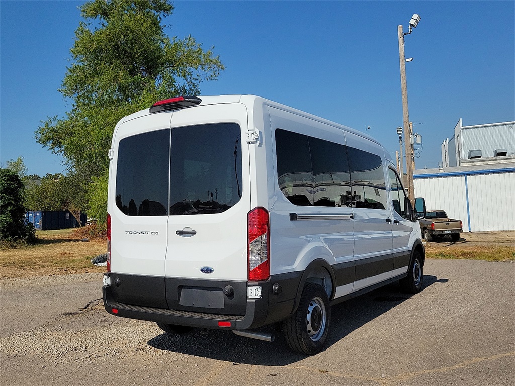 2025 Ford Transit photo 2