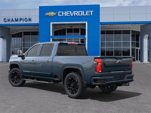 2025 Chevrolet Silverado 2500HD High Country photo 3