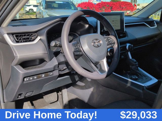 2023 Toyota RAV4 Hybrid XLE photo 2