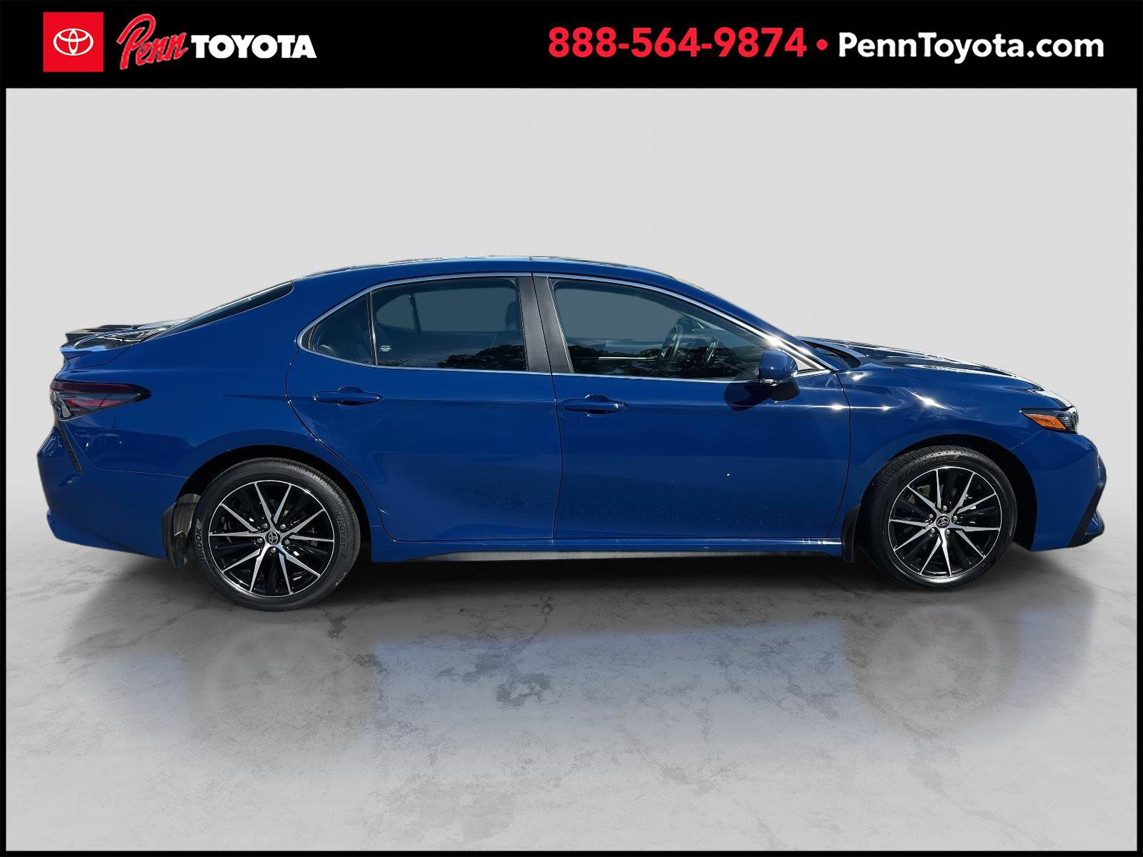 2023 Toyota Camry SE photo 2