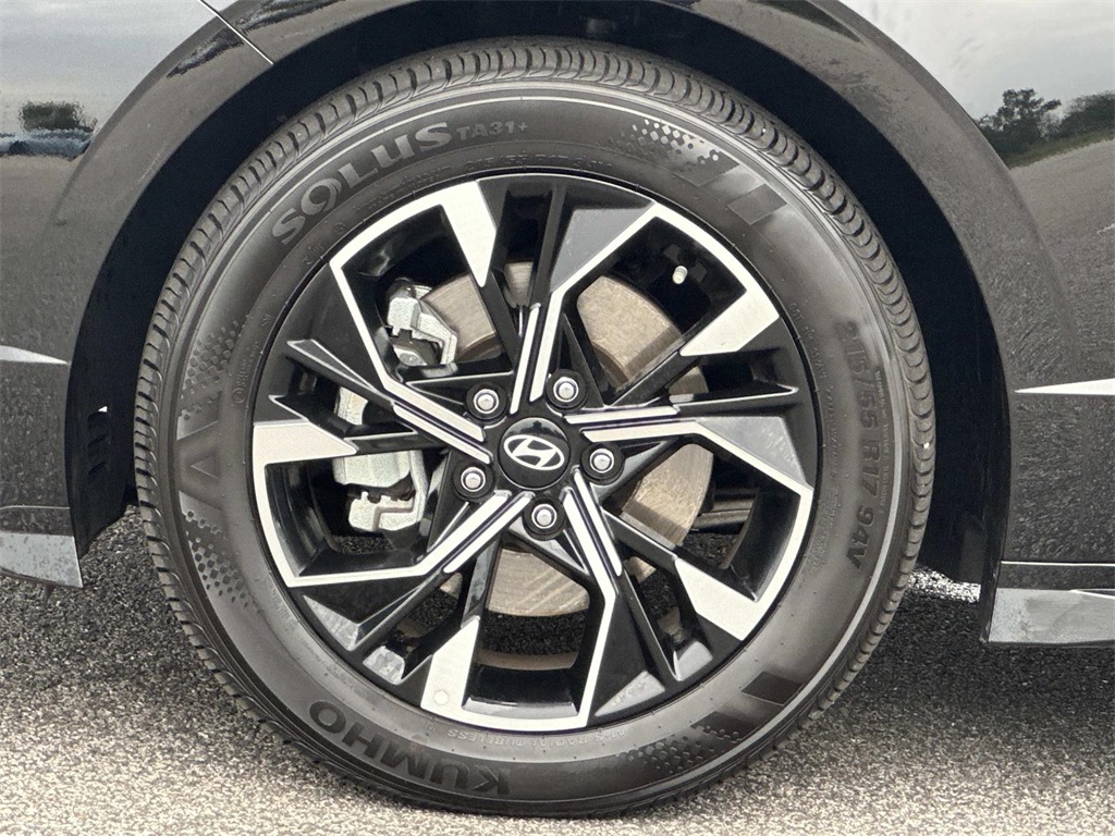 2025 Hyundai Sonata SEL photo 11