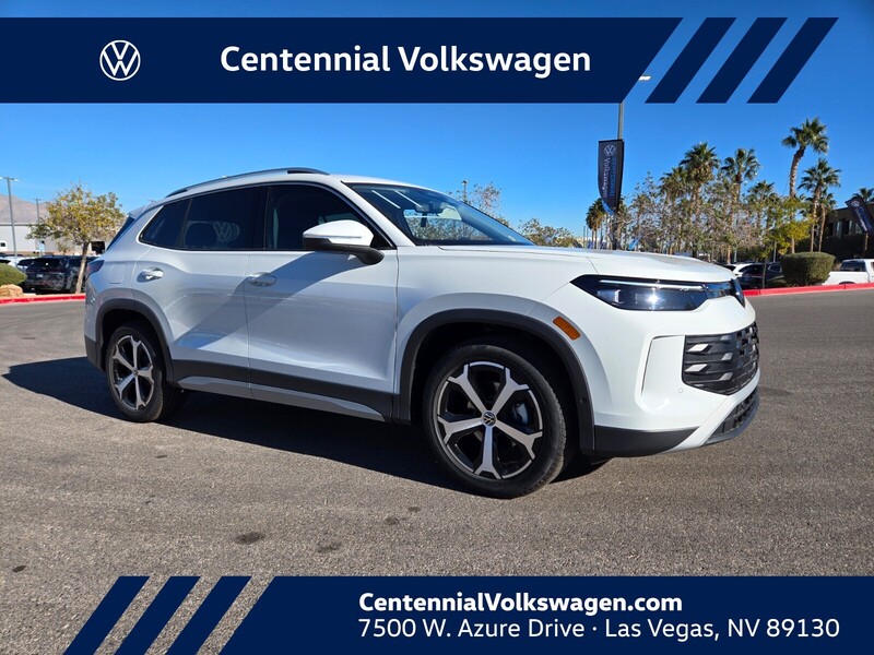 2026 Volkswagen Tiguan SE's photo