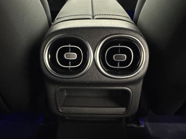 2025 Mercedes Benz GLC 300 4MATIC photo 35