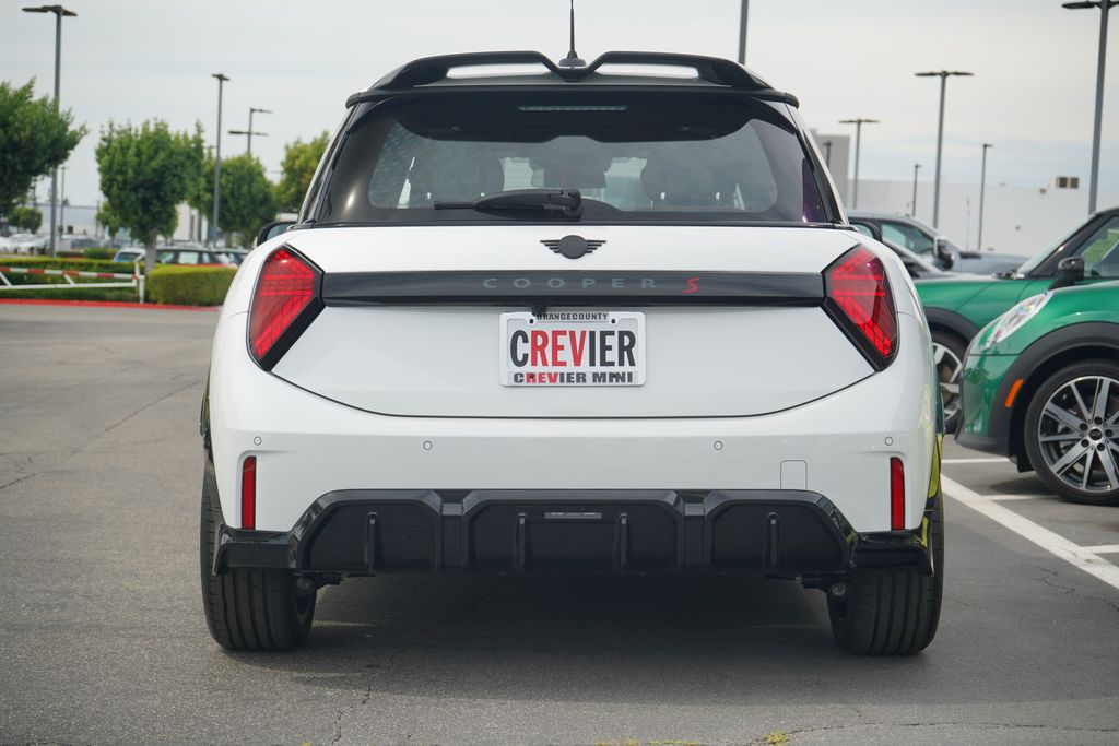2026 Mini Cooper Hardtop S 2 Door Iconic photo 4