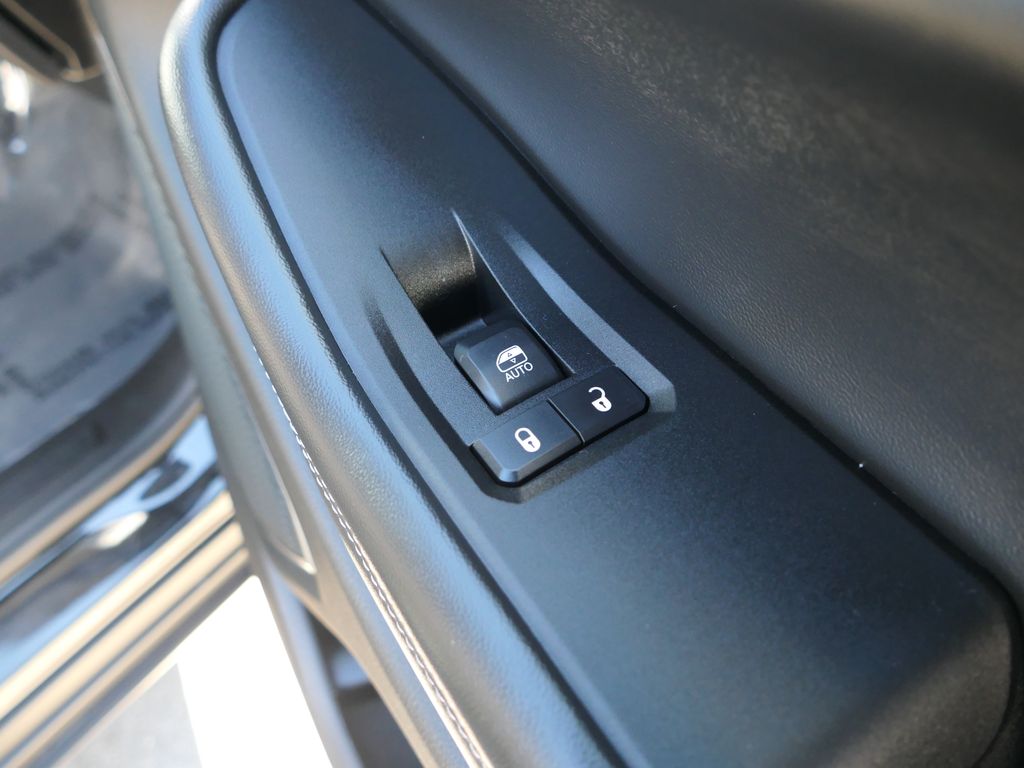 2022 Jeep Grand Cherokee Limited photo 21