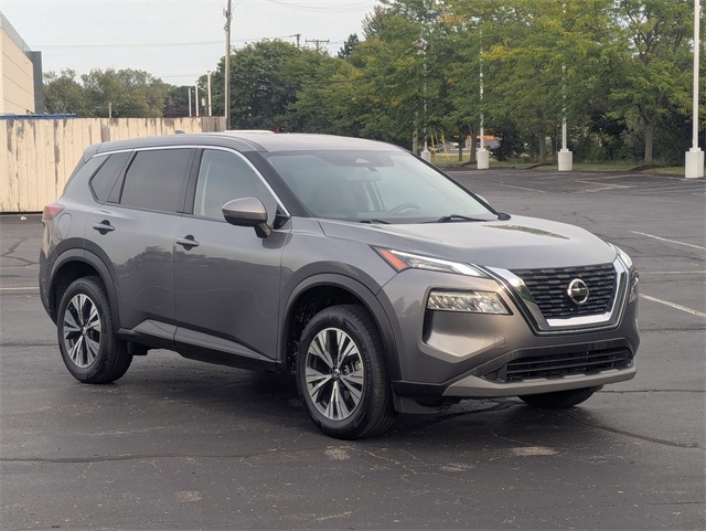 2021 Nissan Rogue SV photo 4