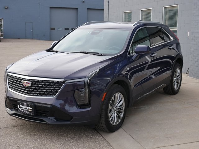2024 Cadillac XT4 Premium Luxury photo 5