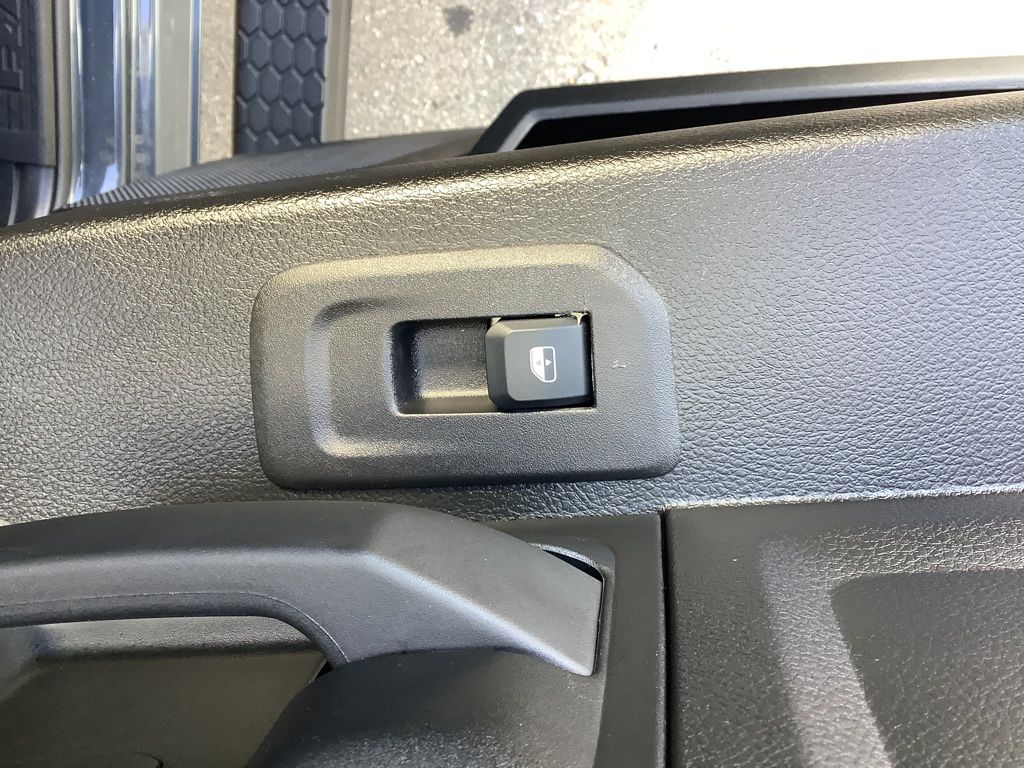 2025 Ram 2500 Tradesman photo 31