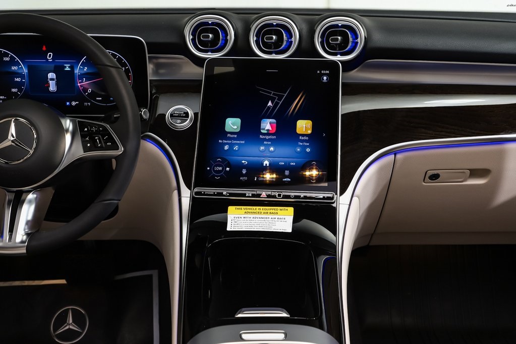 2025 Mercedes Benz GLC 300 4MATIC photo 15