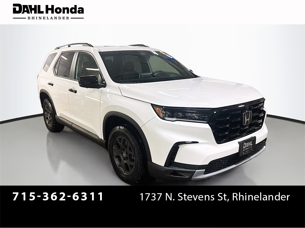 2025 Honda Pilot TrailSport's photo