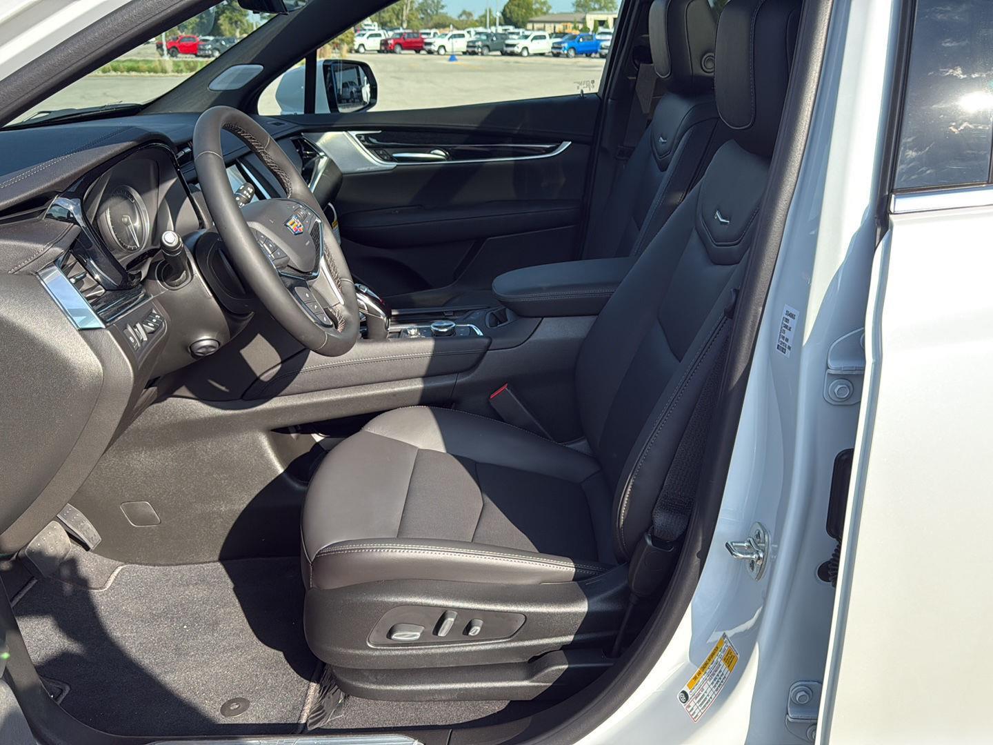 2025 Cadillac XT5 Premium Luxury photo 10