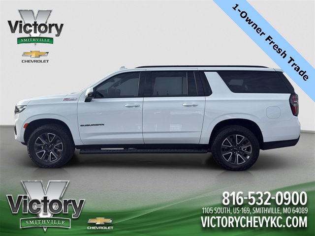 2023 Chevrolet Suburban Z71 photo 2