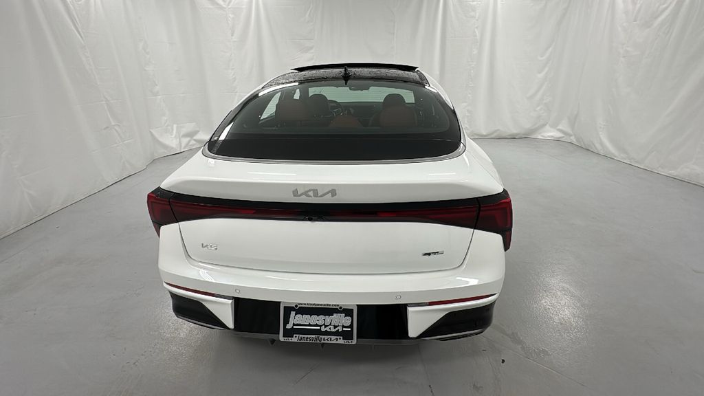 2026 Kia K5 GT-Line photo 4