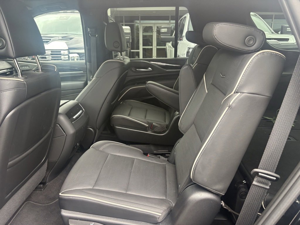 2023 Cadillac Escalade Sport photo 17