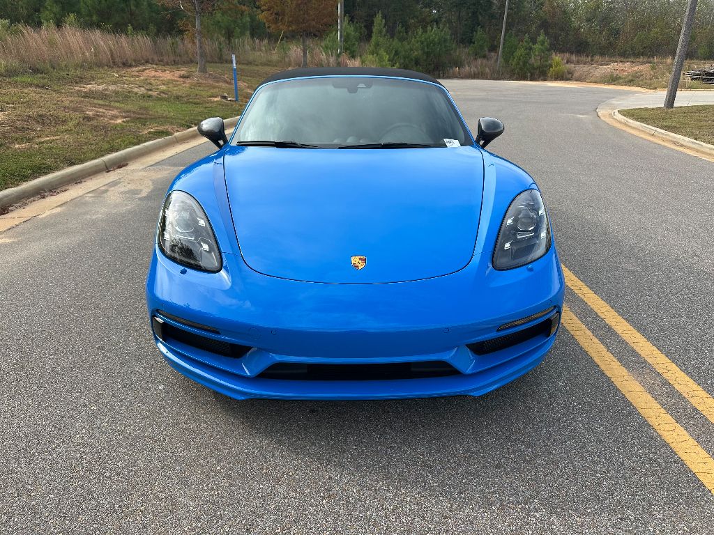 2022 Porsche Boxster photo 2