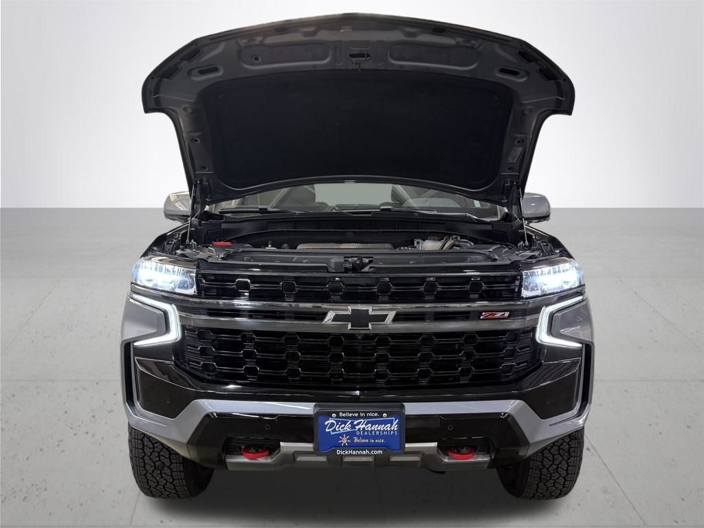 2022 Chevrolet Tahoe Z71 photo 2